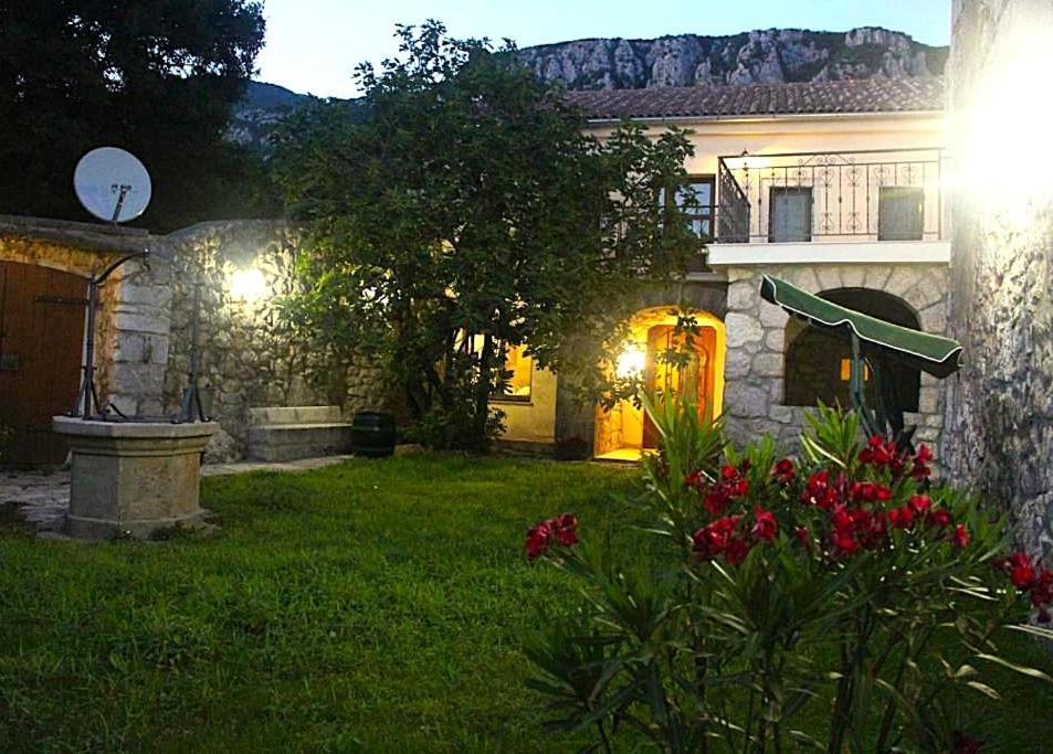 Villa Bartola Grižane Eksteriør billede